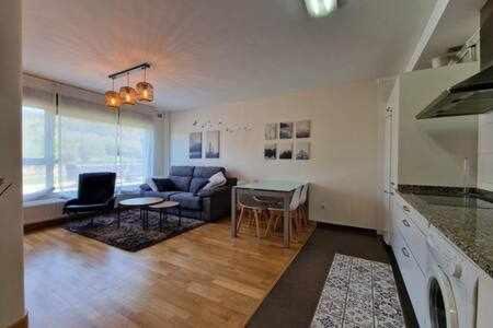 Apartamento Con Piscina Appartement Llanes Buitenkant foto