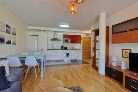 Apartamento Con Piscina Appartement Llanes Buitenkant foto